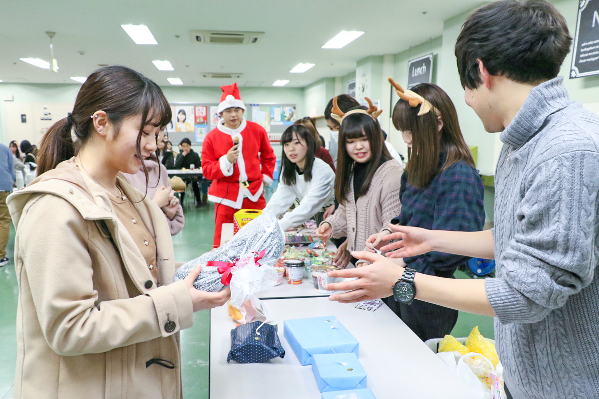 東北文化学園専門学校クリスマスイベントを開催しました