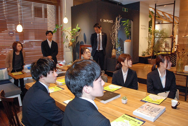 業務用家具の大手メーカー(株)オリバーの企業訪問