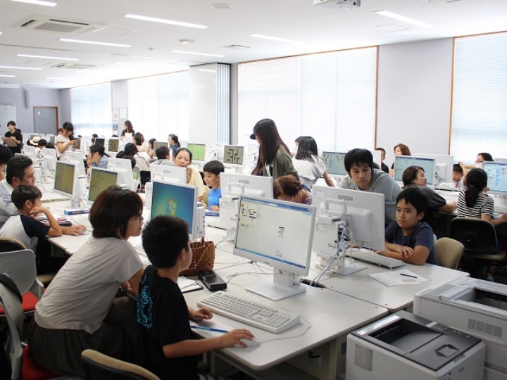 沖縄女子短期大学_産学連携推進室_比嘉勇太