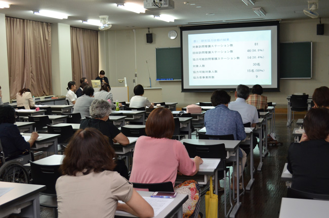 中間発表会の様子