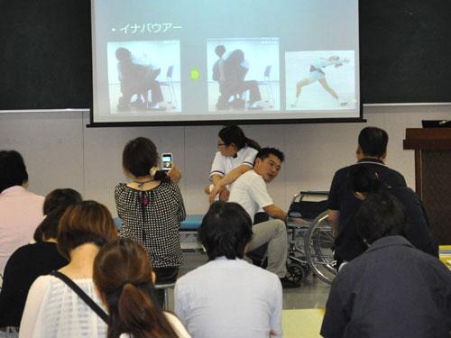 講師による実演