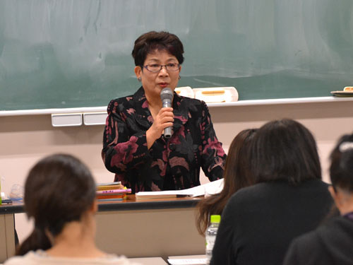 講師の森久美子先生