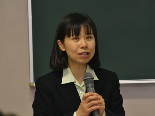 講師の川辺千津子先生