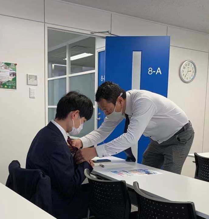 AOKIスーツ着こなし