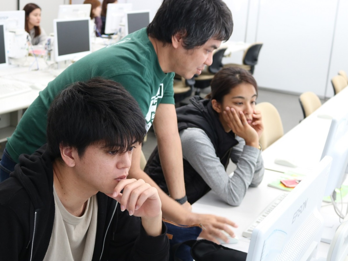 未来のIT人材創造事業_プログラミング教育_沖縄女子短期大学_産学連携推進室_比嘉勇太