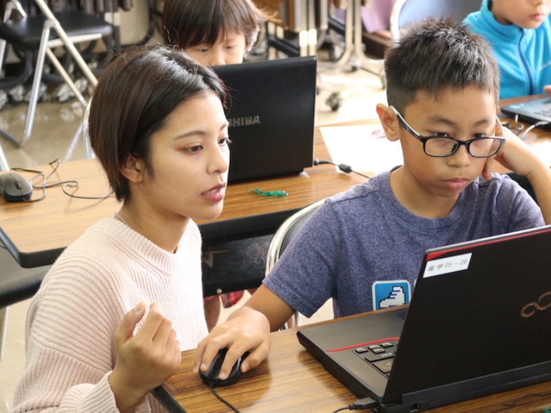 未来のIT人材創造事業_プログラミング教育_沖縄女子短期大学_産学連携推進室_比嘉勇太