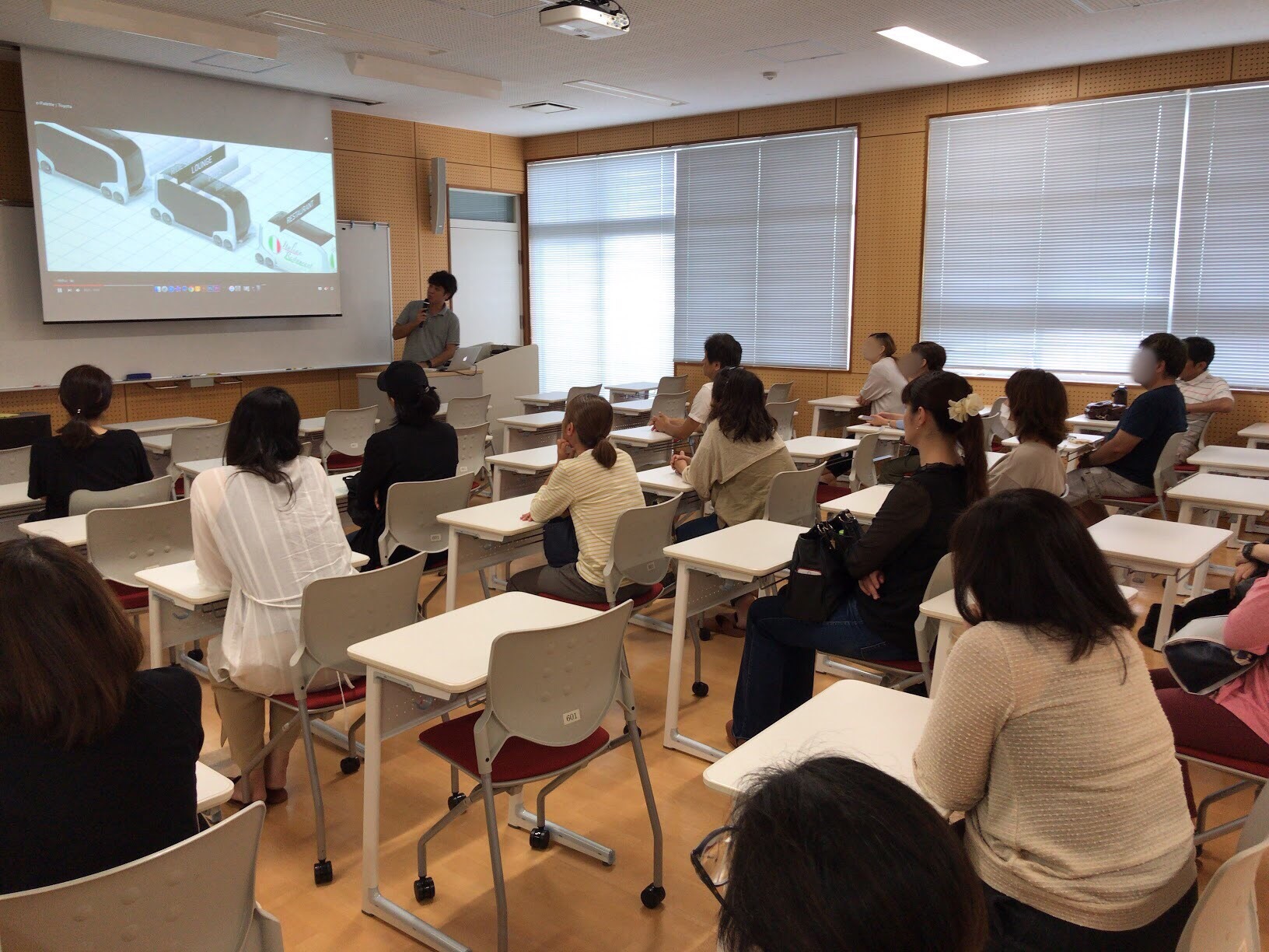沖縄女子短期大学_産学連携推進室_プログラミング_比嘉勇太