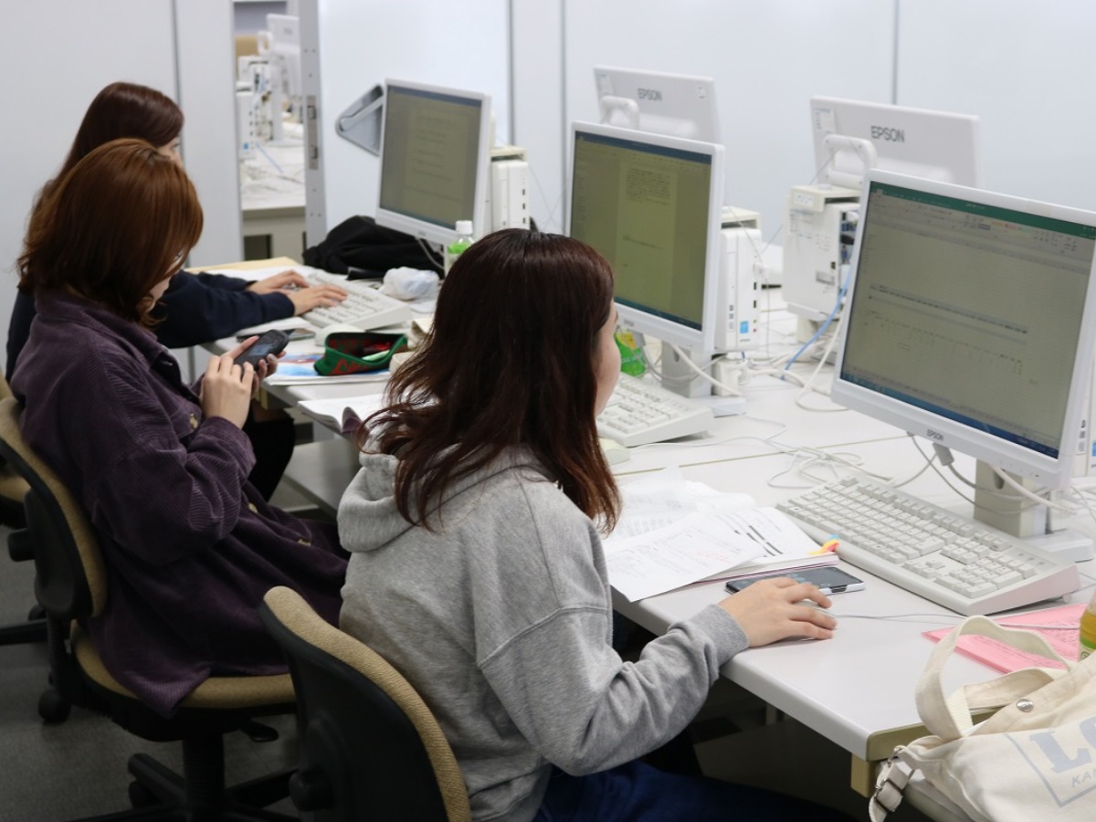 未来のIT人材創造事業_プログラミング教育_沖縄女子短期大学_産学連携推進室_比嘉勇太