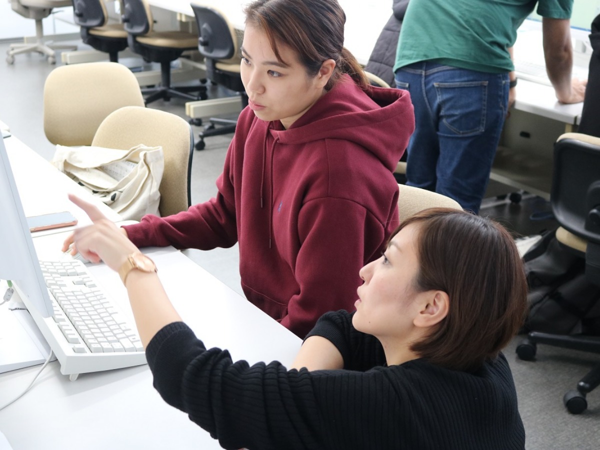 未来のIT人材創造事業_プログラミング教育_沖縄女子短期大学_産学連携推進室_比嘉勇太