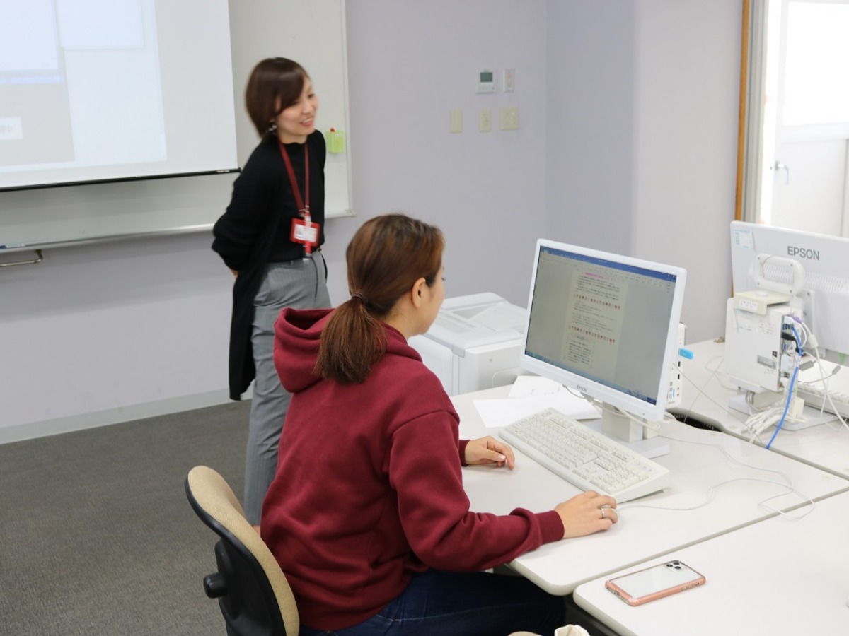 未来のIT人材創造事業_プログラミング教育_沖縄女子短期大学_産学連携推進室_比嘉勇太