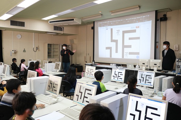 沖縄女子短期大学_産学連携推進センター_プログラミング教育_比嘉勇太