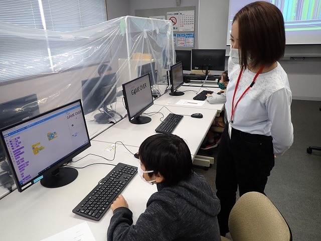 沖縄女子短期大学_産学連携推進センター_プログラミング教育_未来のIT人材創造事業_比嘉勇太