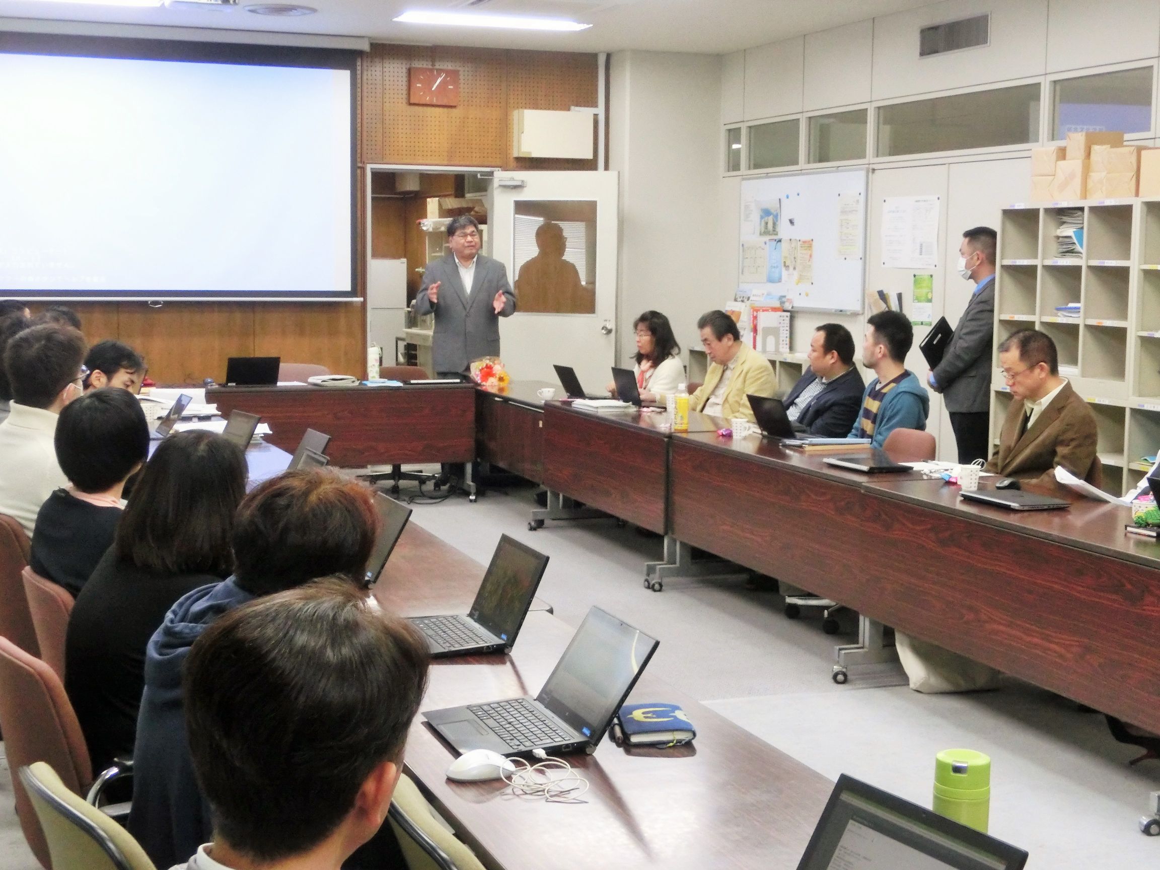 狩俣恵一先生が本日 沖縄国際大学を退職されます 長い間のご指導 ありがとうございました 日文のブログ 沖縄国際大学