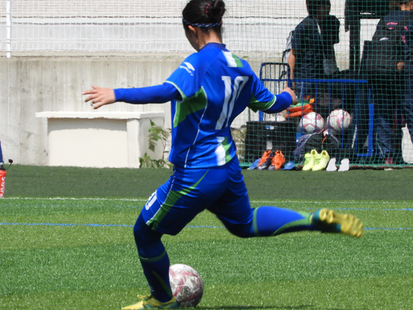 女子サッカー部 関西学生女子サッカー春季リーグ親和女子大戦 2 0 勝利 News Topics 聖泉大学