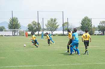 女子サッカー部が皇后杯滋賀県予選で優勝しました News Topics 聖泉大学