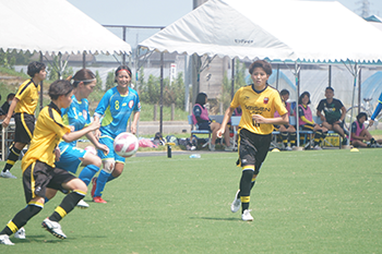 女子サッカー部が皇后杯滋賀県予選で優勝しました News Topics 聖泉大学